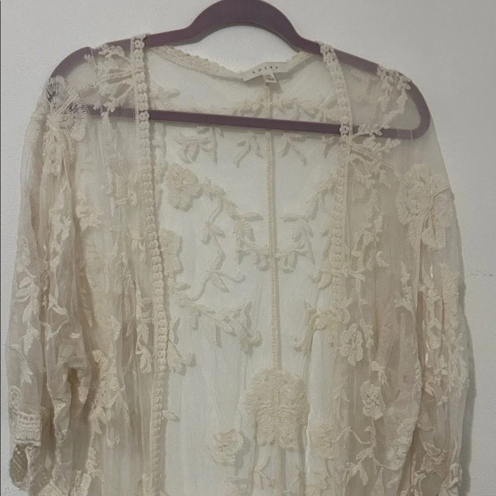 Adiva Cream Sheer Lace Robe - Picture 2 of 3